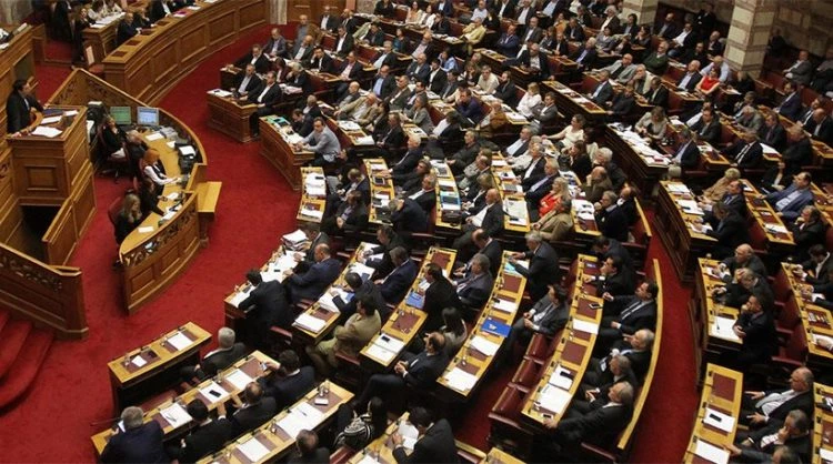 «Πόλεμος» στη Βουλή για το σκάνδαλο της Novartis – Κυβέρνηση και αντιπολίτευση θα ανταλλάξουν σφοδρά πυρά – Πάμε για συγκάλυψη ή «βραχιολάκια»;